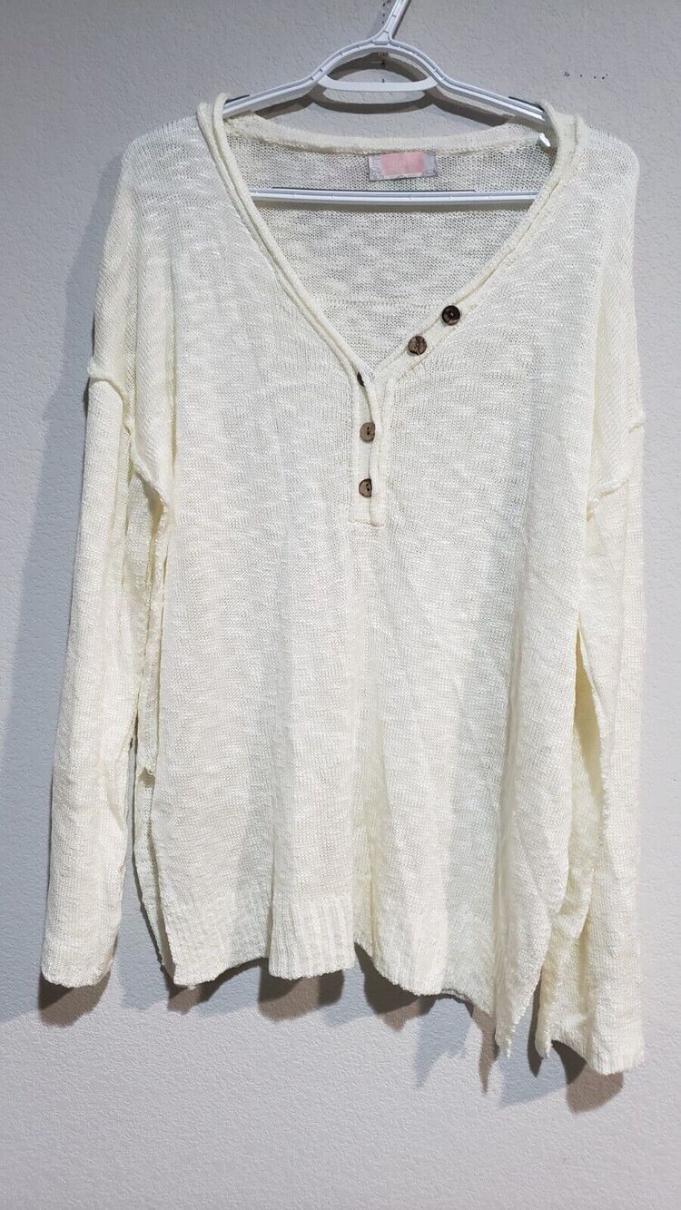 CDM women's open knit cream ivory sweater relaxed fit oversized 1/4 button Large